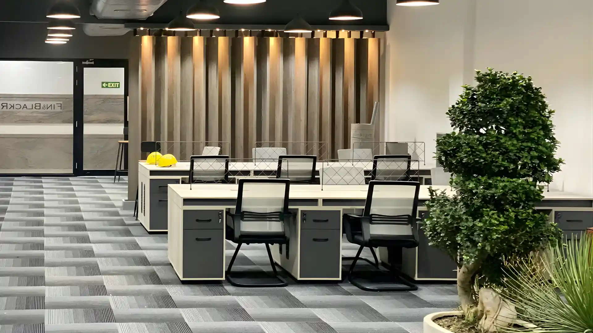 Contemporary office with wooden elements